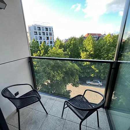 60 Apartment Breslau